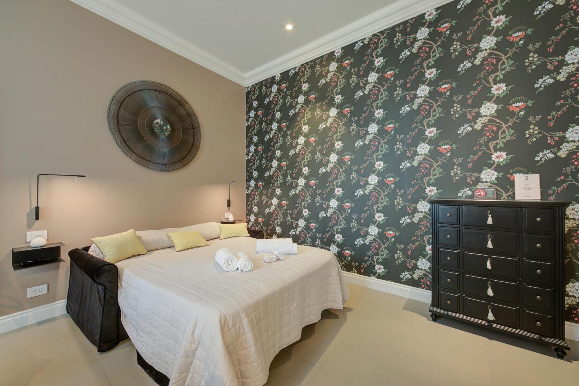 Seven Suites Apartments - Via Matteotti 178 San Remo Buitenkant foto