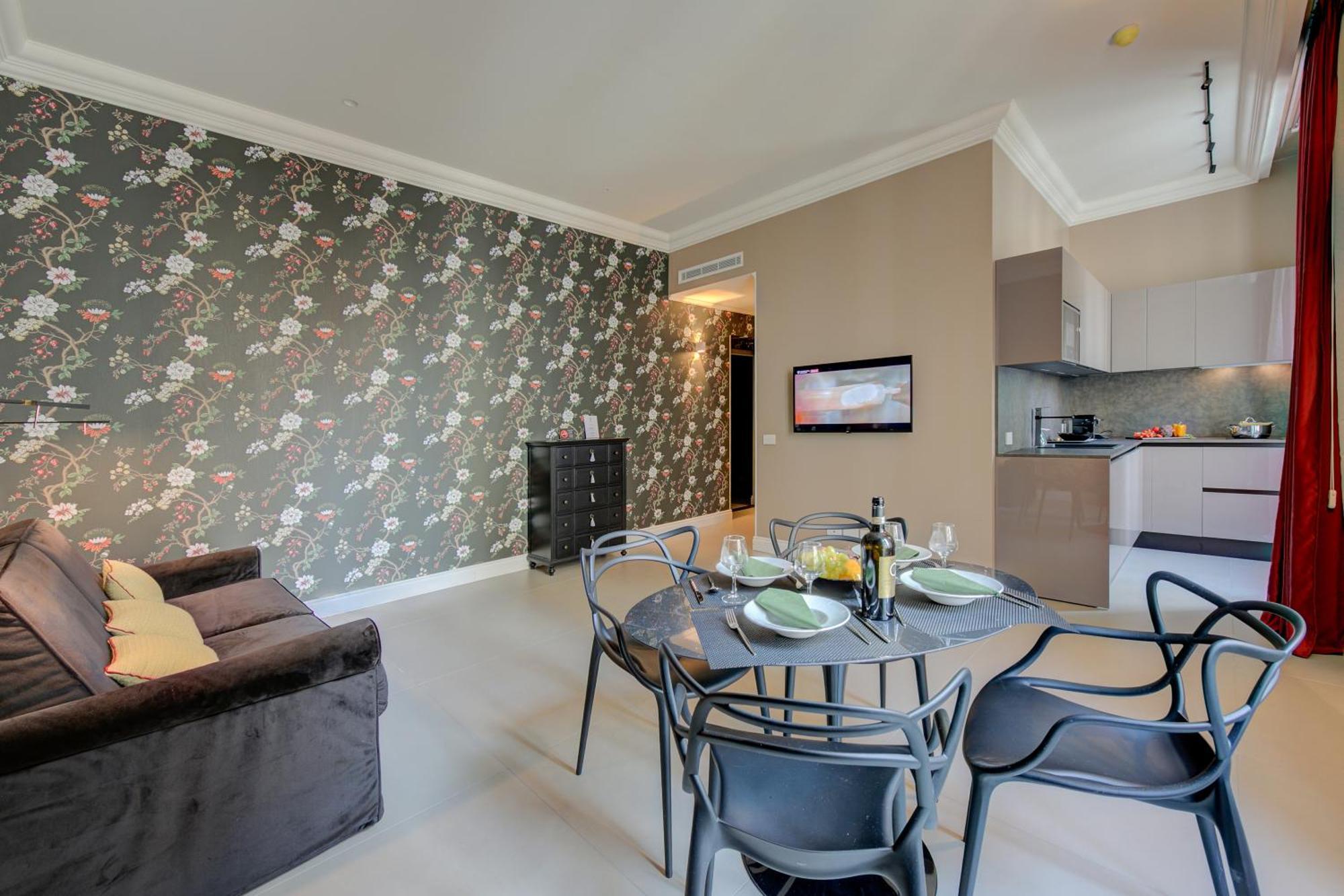 Seven Suites Apartments - Via Matteotti 178 San Remo Buitenkant foto