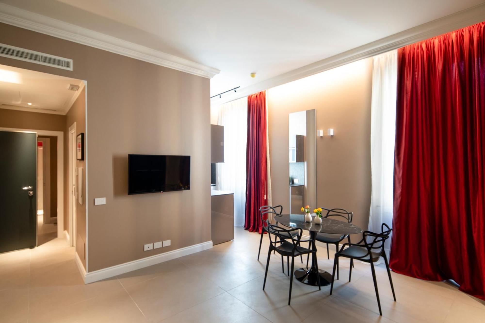 Seven Suites Apartments - Via Matteotti 178 San Remo Buitenkant foto